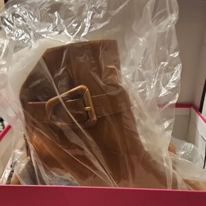 Stylish Tan Boots with Buckle